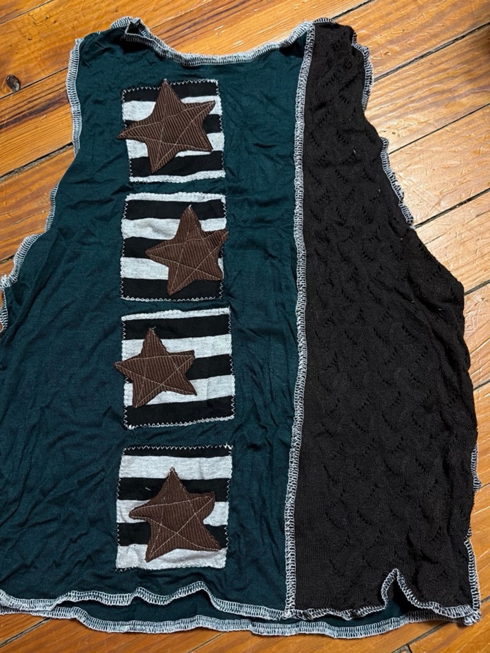 Women’s Teal & Black Star Patchwork Crop Top
